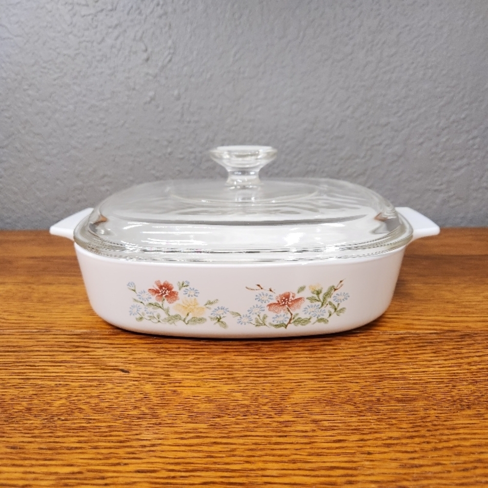 Corningware Autumn Meadow Covered Casserole
